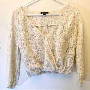 American Eagle Lace Long Sleeve Crop Top Size XS